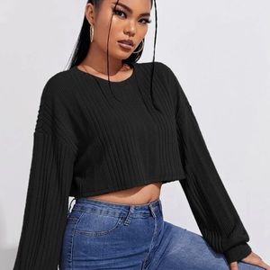 Drop Shoulder Rib-Knit Crop Tee. Black. Size Medium